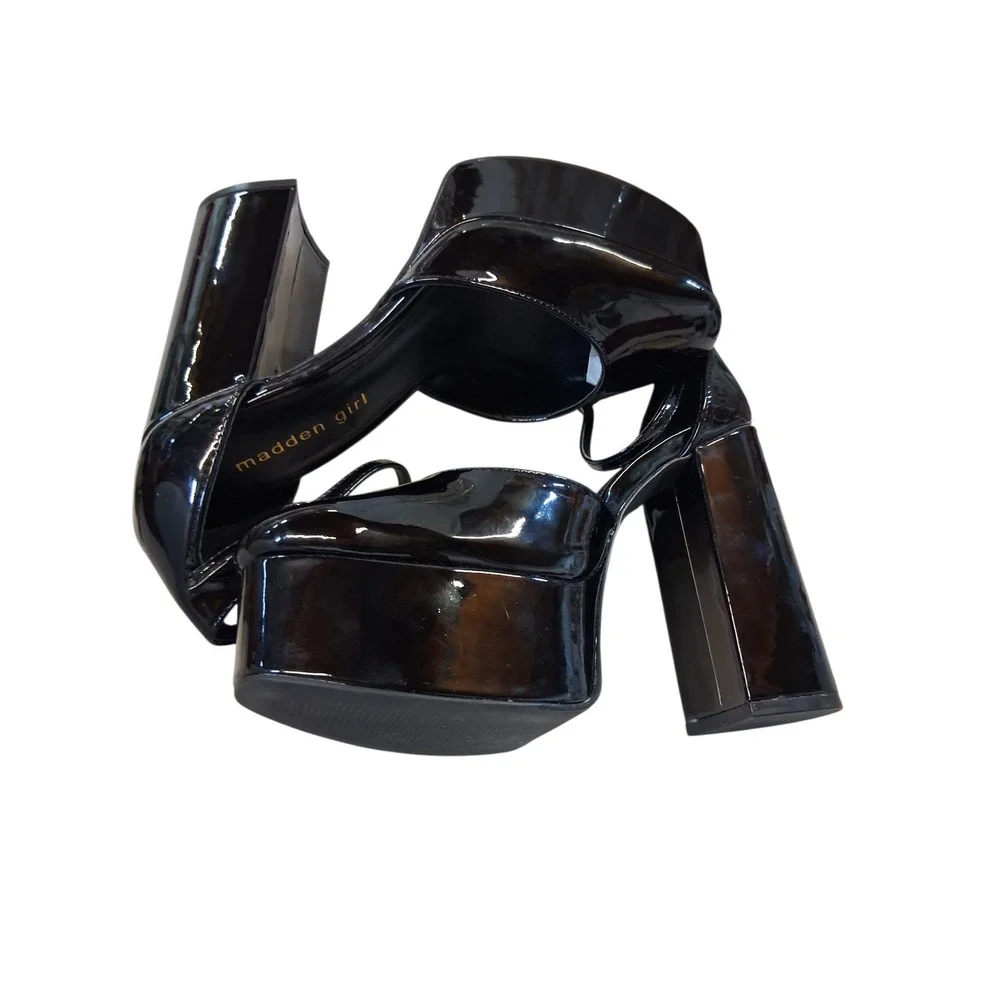 Madden Girl‎ Dion Chunky Women's size 6.5 Whimsigoth Platform Ankle Strap Pumps